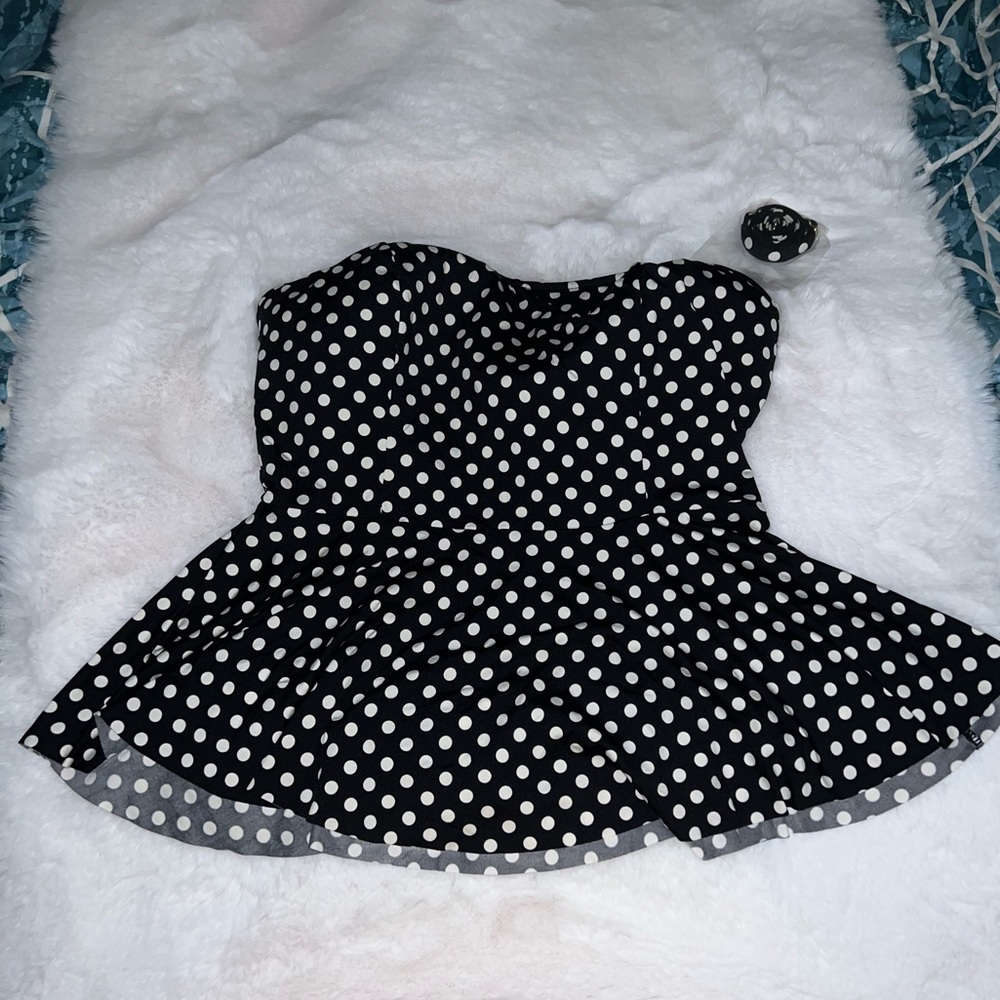 4/$10 Bundle Sale: NWOT Merona Polka Dot Peplum Tankini Top removable Neck Strap